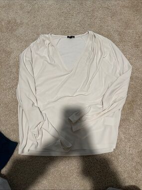 Express Cream V-Neck Long Sleeve Top